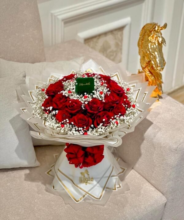 Roses and Gold Ring Bouquet Gift Set